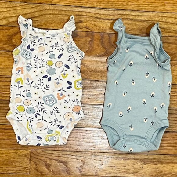 Girls Newborn NB Onesies and Shorts 9-Piece Lot - Picture 4 of 9